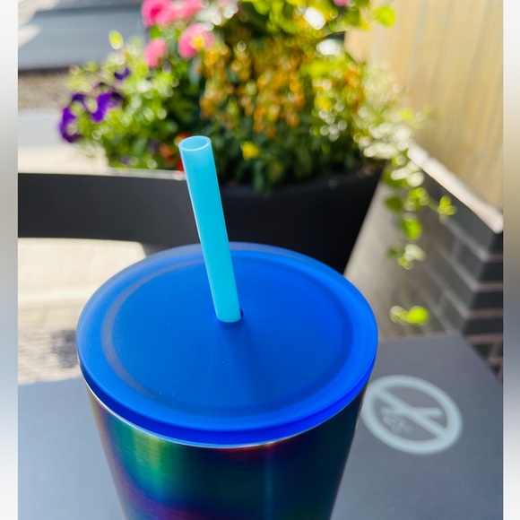 Starbucks Oil Slick Stainless Steel Tumbler Rainbow Cold Cup 24oz Venti New 2023 - Picture 4 of 8